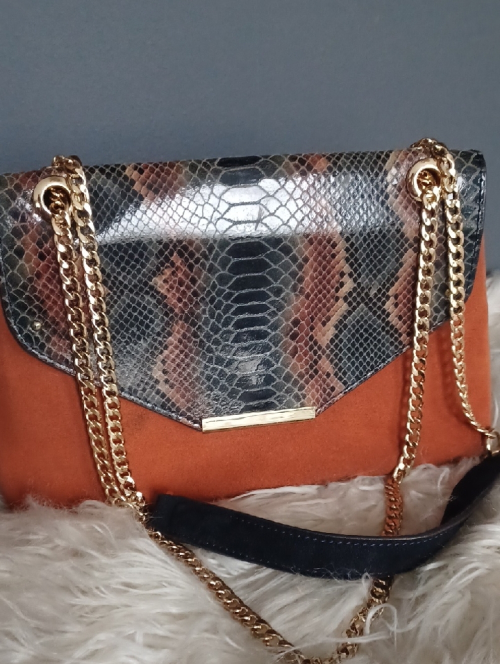 San Marina Crossbody/ Shoulder Bag